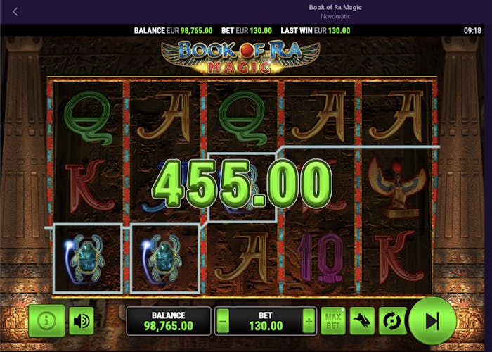 Screenshot of the Book of Dead slot game
