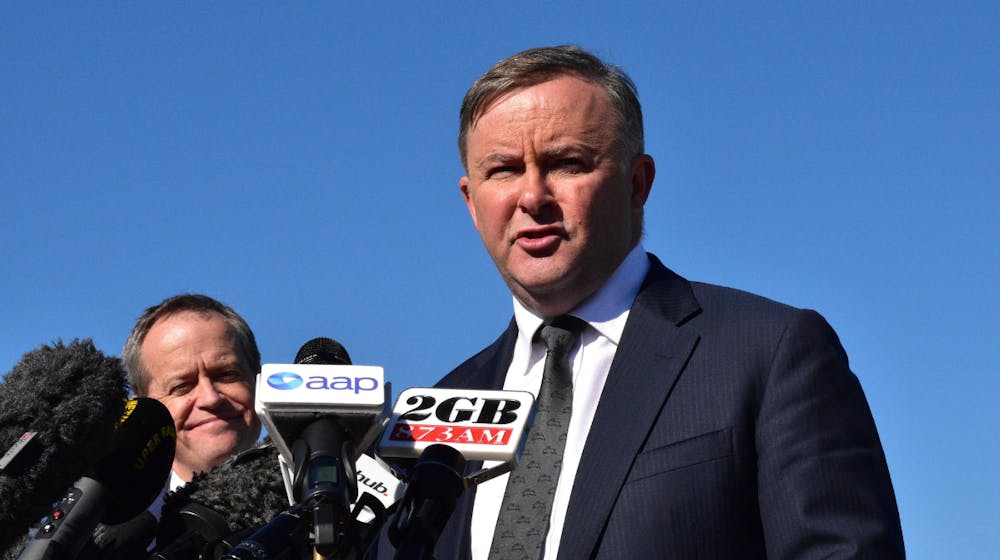 Australia’s Government Faces Criticism Over Proposed “Watered Down” Gambling Ad Ban